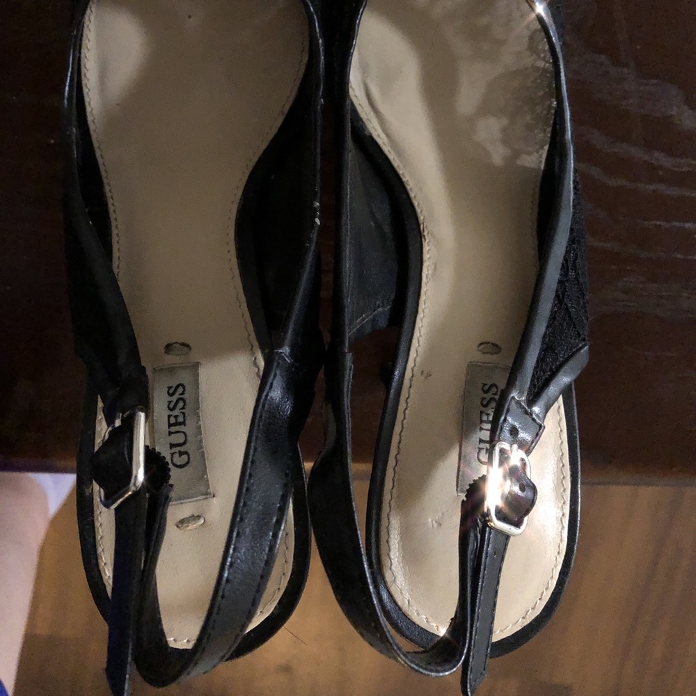 guess Lace  high heel